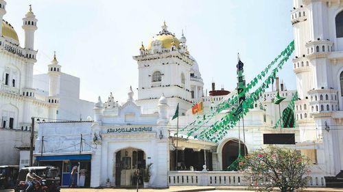 Day 8: Colombo City Tour with Historic and Cultural Highlights
