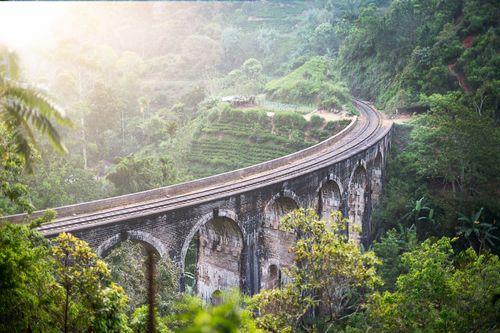 Day 9: Iconic Nine Arch Bridge and Scenic Ella Adventure