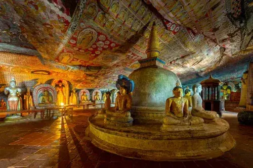 Day 6: Dambulla Cave Temple and Kandy Temple of the Tooth
