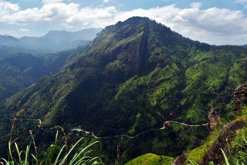 Day 9: Scenic Train Journey from Nuwara Eliya to Ella